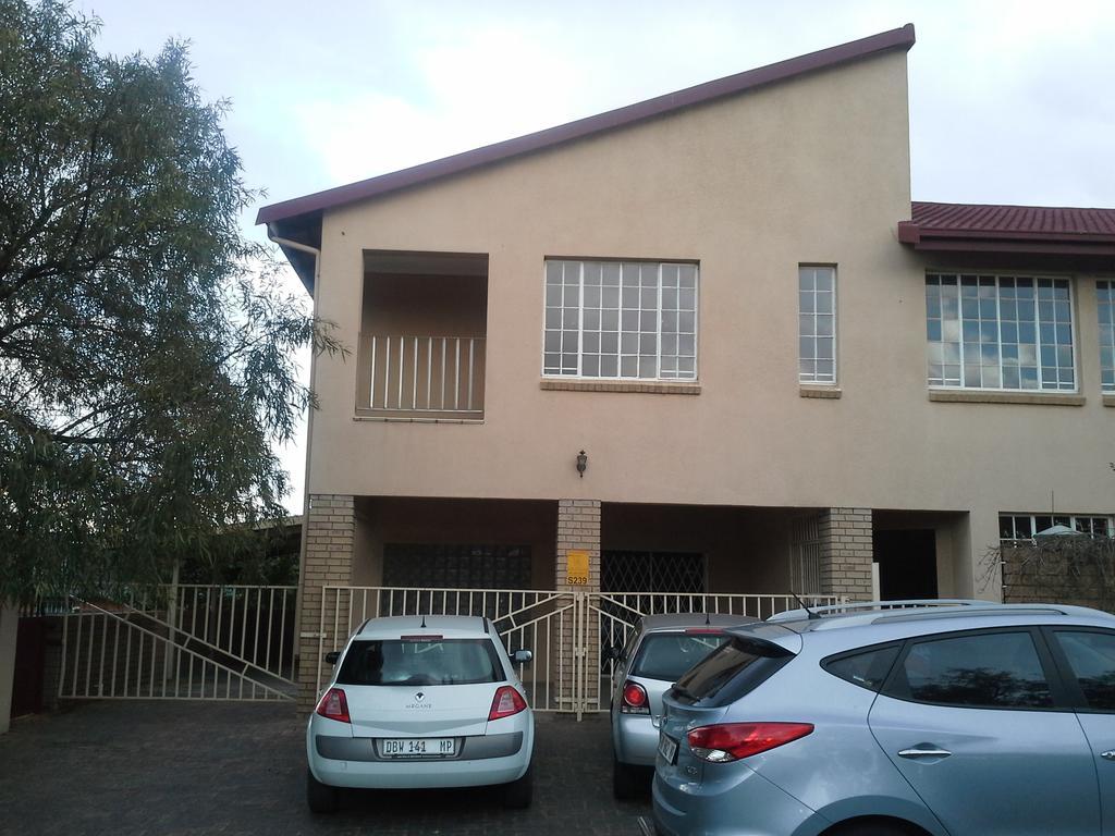 De Zevende Hemel Guesthouse Secunda Exterior foto